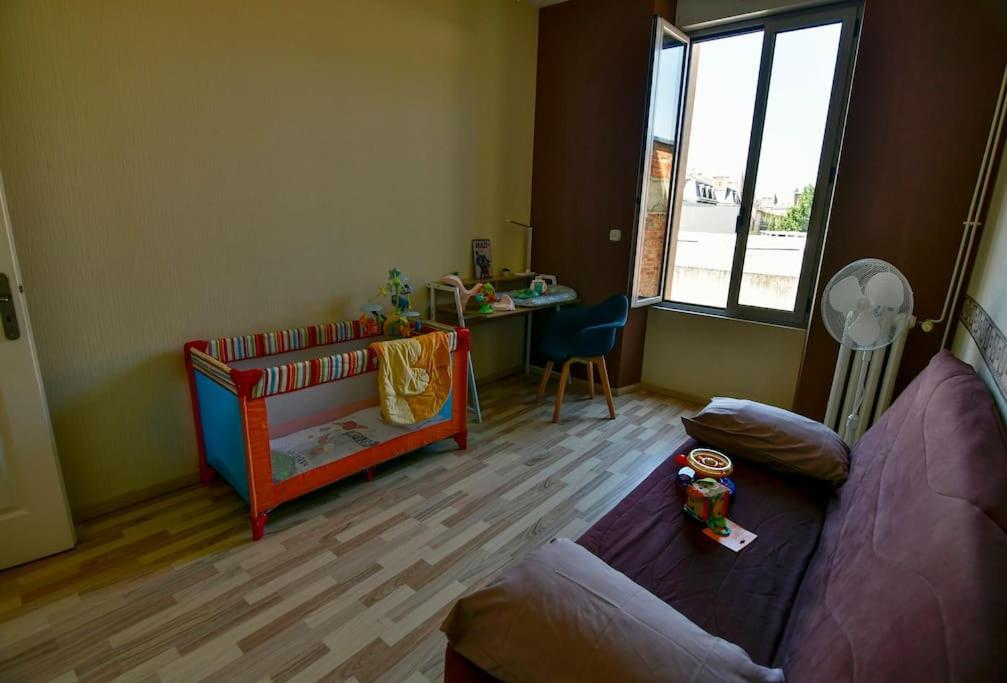Grand Appartement De Haut Standing En Centre-Ville 蒙吕松 外观 照片
