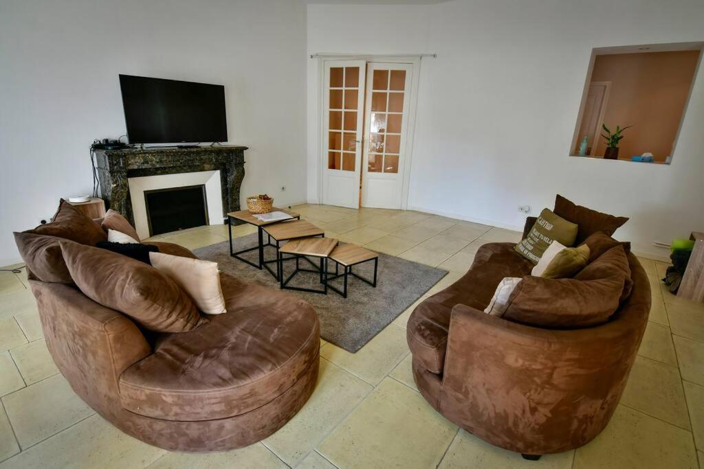 Grand Appartement De Haut Standing En Centre-Ville 蒙吕松 外观 照片